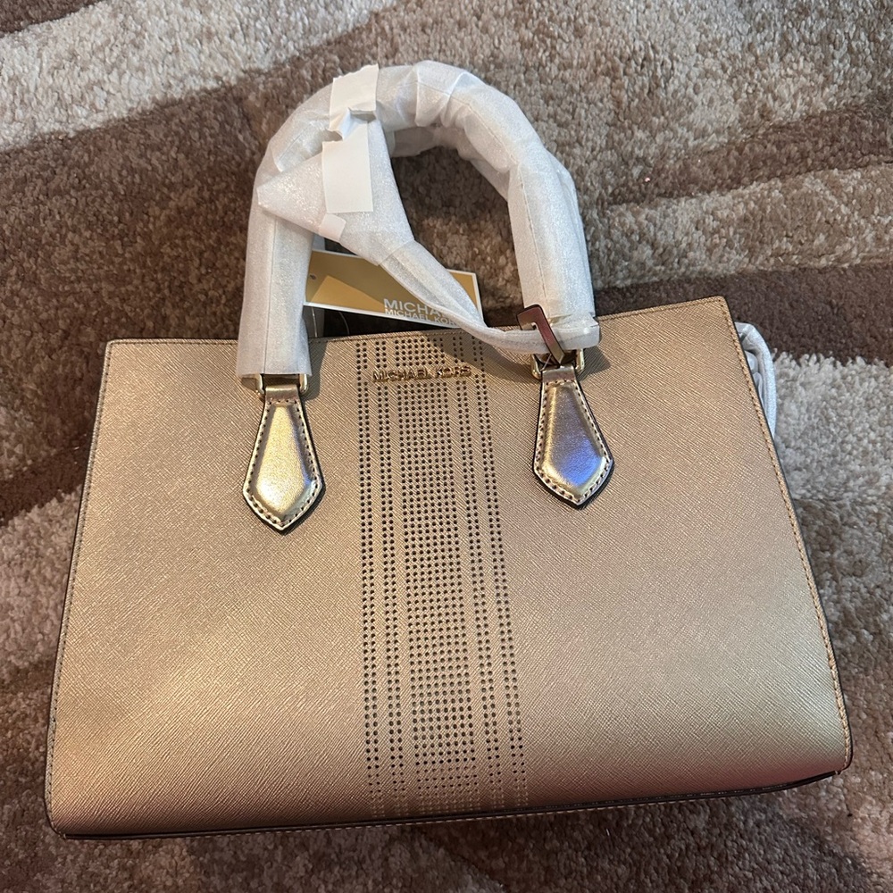 Michael Kors Gold Sheila Women's Bag